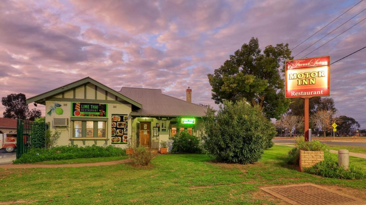 Forest Lodge Motor Inn & Restaurant Dubbo Exterior photo